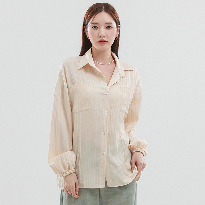 Elsso 女款涼感透氣泡泡紗寬鬆打摺長袖襯衫