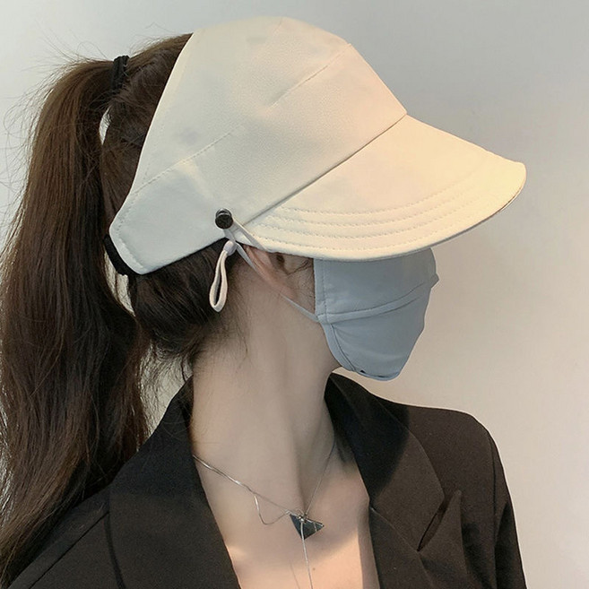 비아워게스트 와이제이 얼굴 작아보이는 볼캡 모자