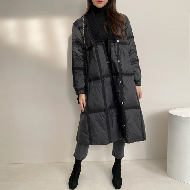 MYSEASON 女款無領大格紋長版鴨絨外套
