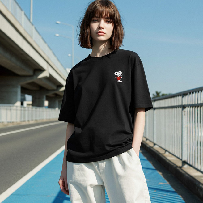 문컬렉션 남녀공용 피너츠 미니 로고 스누피 5부 오버핏 반팔 티셔츠