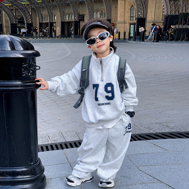 Arbe 주니어용 스토크 반집업 상하의 세트