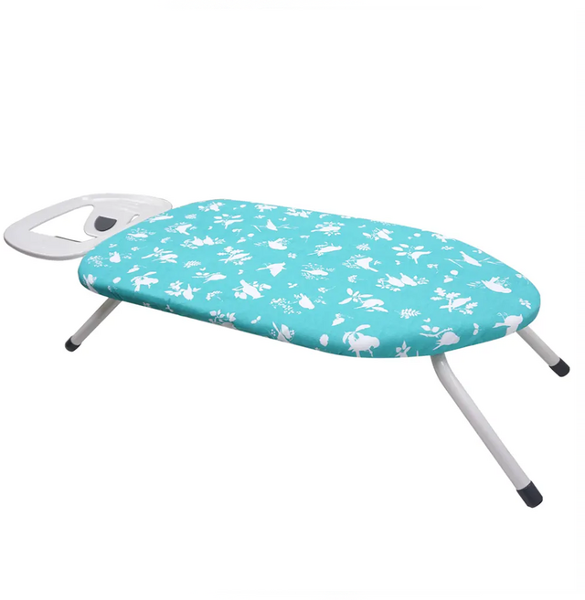 雙手萬能 桌上型透氣式燙衣板, 布面隨機花色 藍綠色