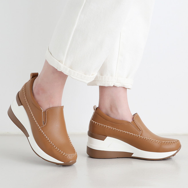 단골언니 여성용 가벼운 통굽 키높이 가죽 슬립온 6cm