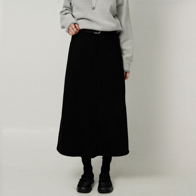 Cotton Closet 女款燈芯絨刷毛開衩線條傘狀長裙