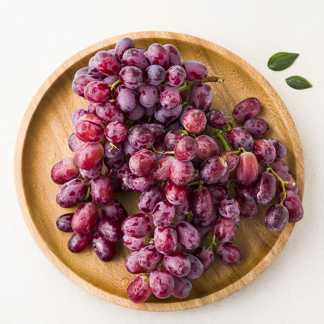 곰곰 칠레산 씨없는 적포도, 900g, 1개