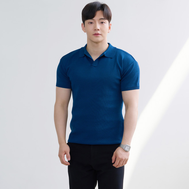 핵쿨남 남성용 아이스쿨링 머슬핏 반팔 오픈 카라 니트