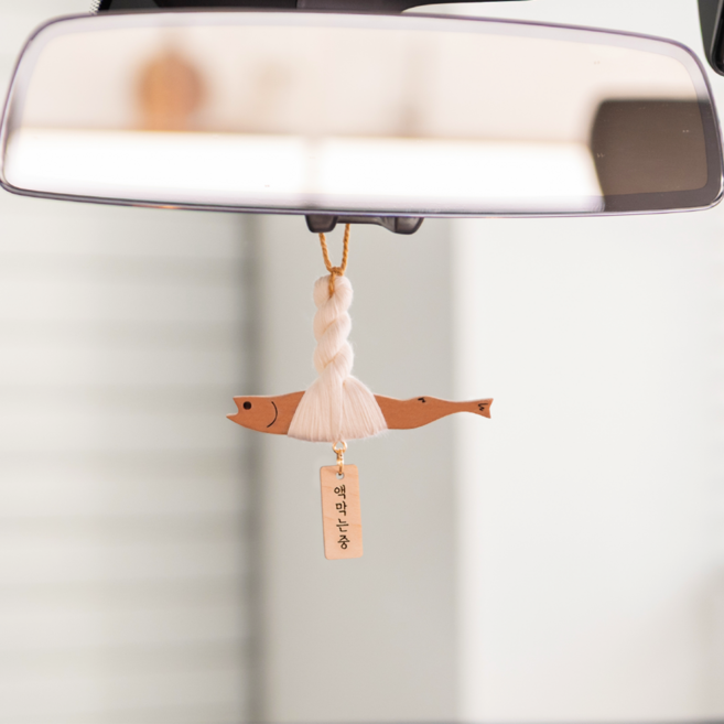 마켓유니버스 차량용 액막이 명태 룸미러 걸이형, 액막는중 체리 원목 면실, 1개