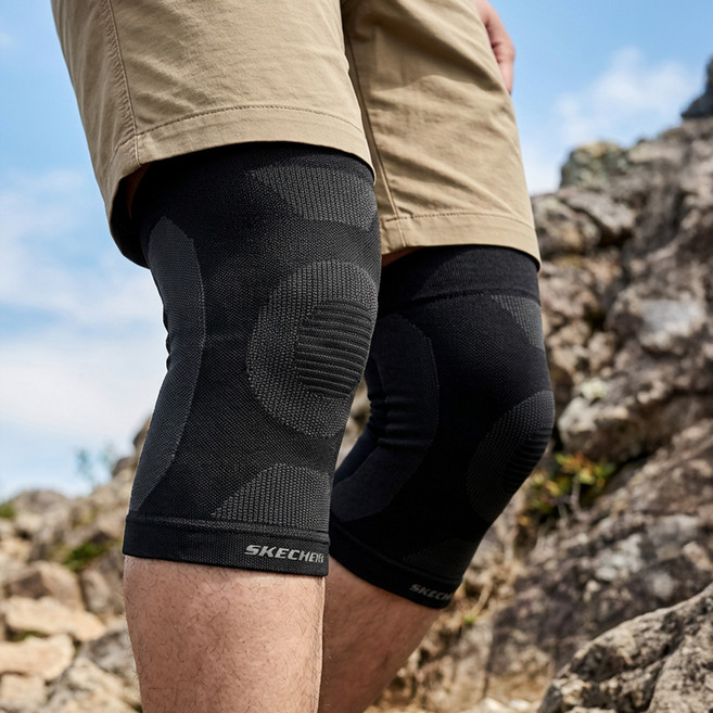 스케쳐스 키네틱 무릎 보호대 2개입, 블랙, 1세트
