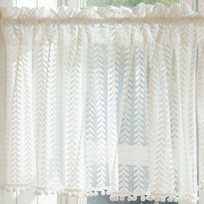 바롬몰 화이트 자수 볼 엣지 바란스 커튼