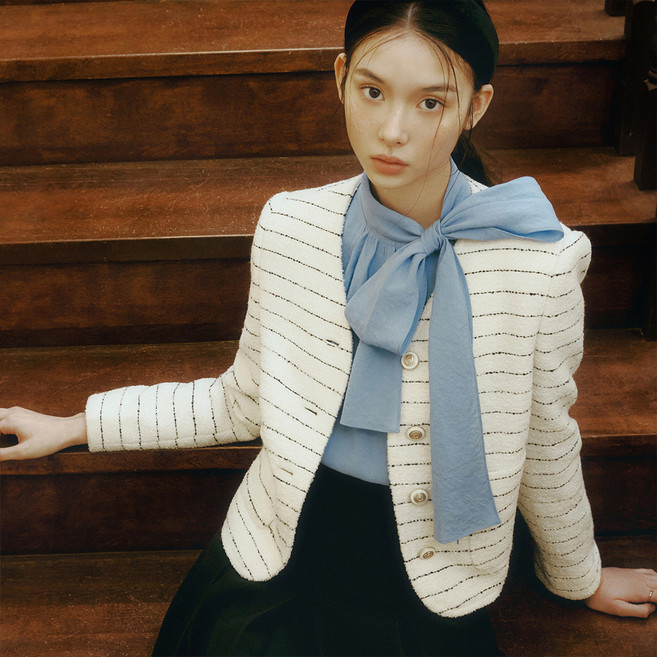 로엠 여성용 브이넥 부클 자켓