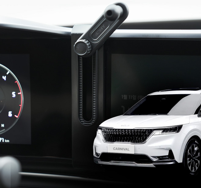 주파집 카니발 4세대 차량용 핸드폰 거치대, 1개, 블랙