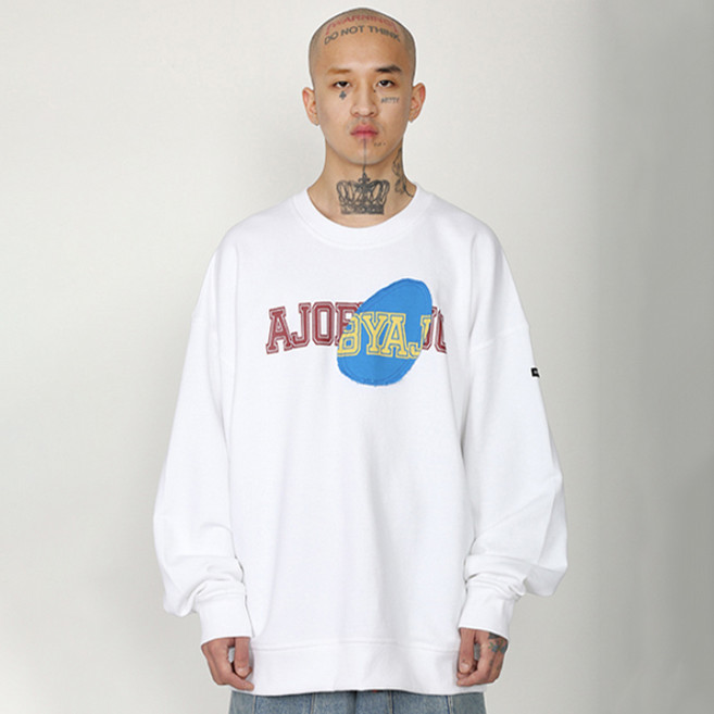 아조바이아조 남녀공용 Logo Patchwork Oversized 스웻셔츠