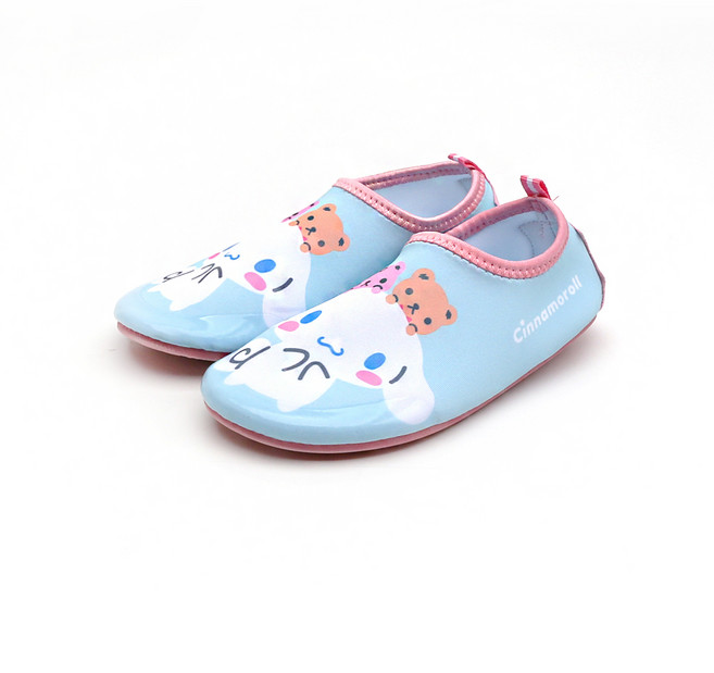 산리오 아동용 CH 시나모롤 롤링 워터슈즈