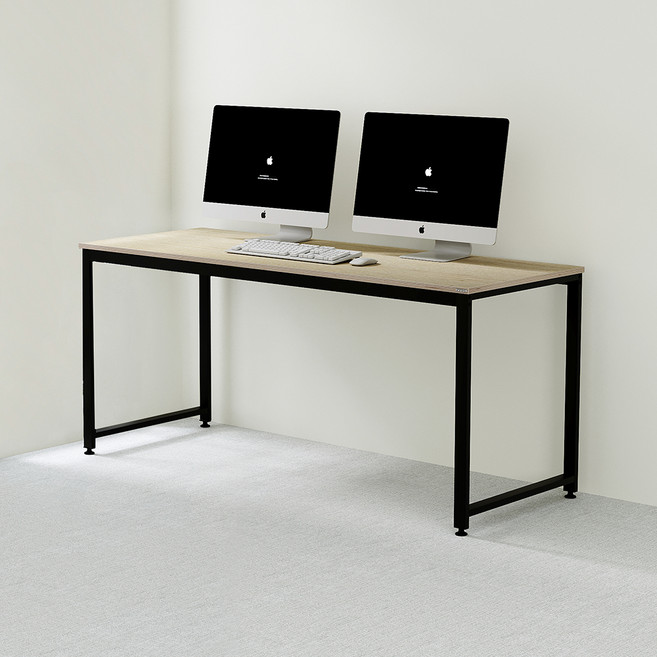 소프시스 알파 스퀘어 테이블 1660, 블랙 프레임 + 오크 상판