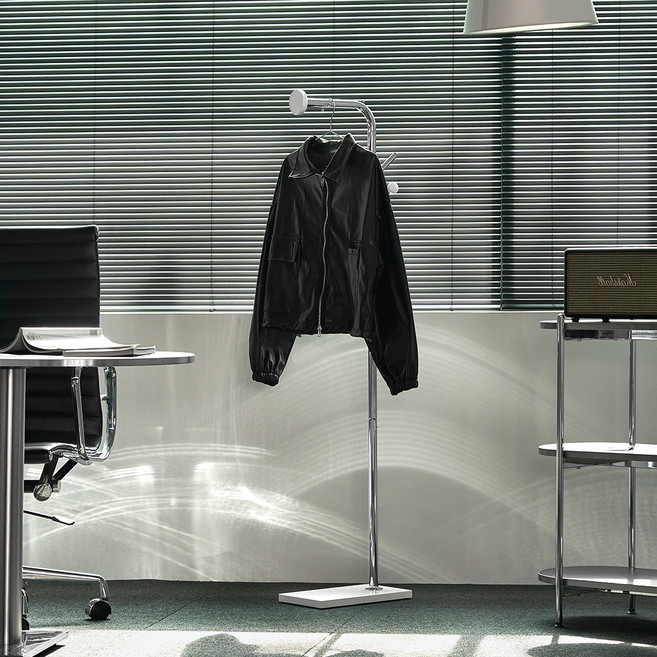 하우스레시피 바인 키 낮은 스탠드 행거, 크롬