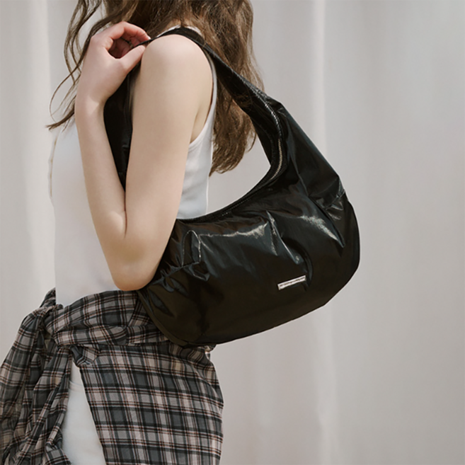 랩 여성용 GLEAM HOBO BAG AR7AB421 GK
