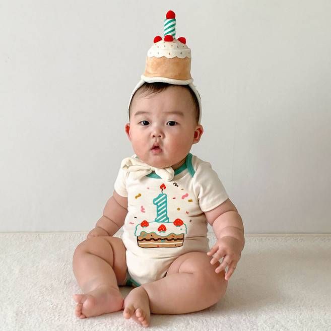 韓國 ikii 嬰幼兒週歲生日慶祝禮物連身衣 + 蛋糕帽套裝 短袖 禮品包裝 + 購物袋