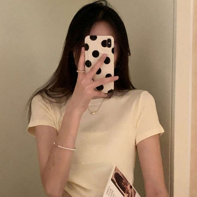 女款 Adley 日常素色短版緊身短袖T恤