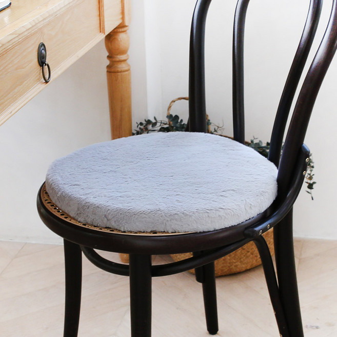 리드홈 엘르 따뜻한 극세사 원형 겨울 의자 방석 2p