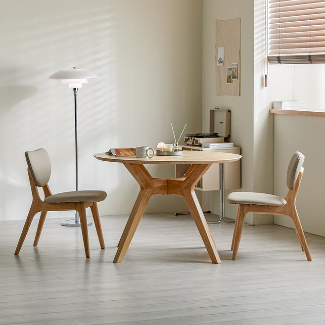 폴인퍼니 엘루 원형 원목 식탁 2인용 1100 + 의자2p 세트 방문설치, 내추럴, 일반의자 2