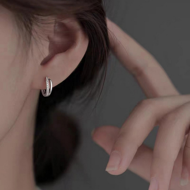 女款925純銀圓型耳環