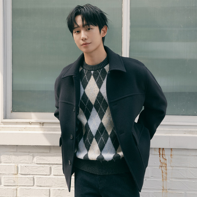 마인드브릿지 남녀공용 울혼방 아가일 세미오버핏 니트 MZKT7108