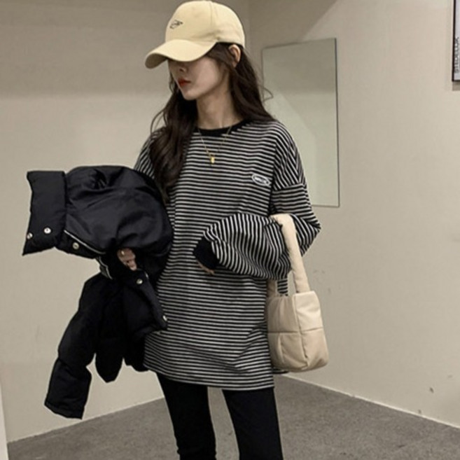 Paradiso 女款修身寬鬆條紋大學T