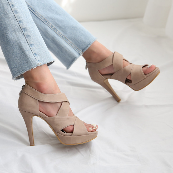 단골언니 여성 트렌디 섹시 스트랩 샌들힐 미스매치