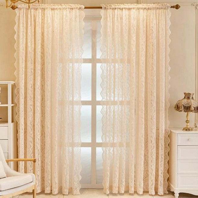 法式珍珠花邊門簾, 質感金