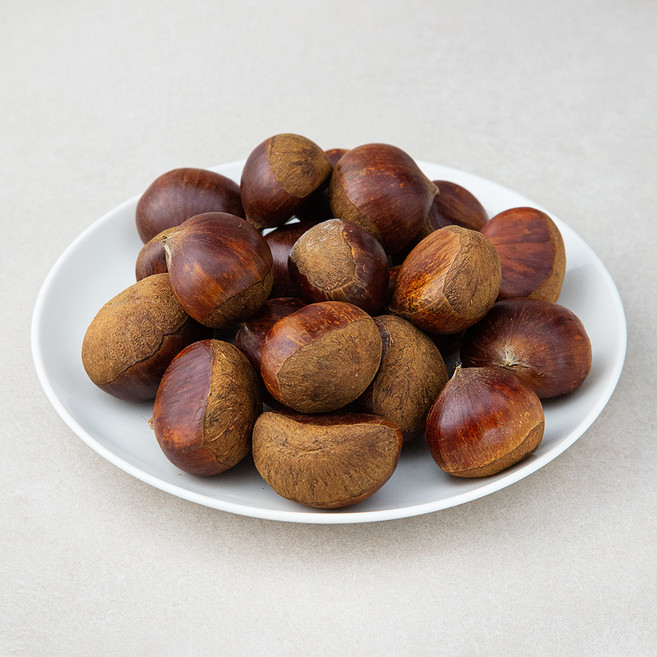 곰곰 국내산 제수용 알밤, 500g(특), 1개