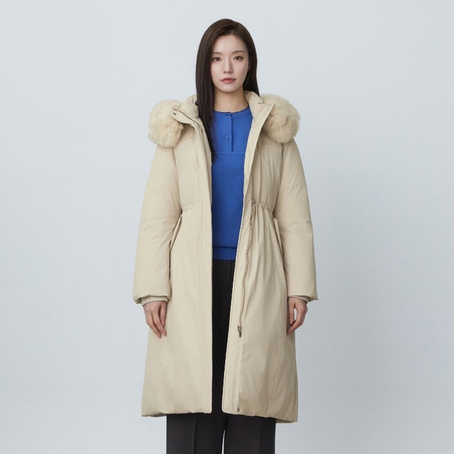 PLASTIC ISLAND 女款 Soksasi 毛絨連帽長版鵝絨羽絨外套 PR4NZ663