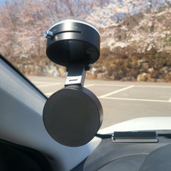 오토크루 진공흡착 맥세이프 자석 태블릿 핸드폰 거치대, 1개, 블랙