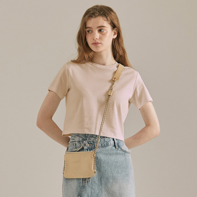 베이직하우스 여성용 라운드 크롭 반팔 티셔츠 LATS0202