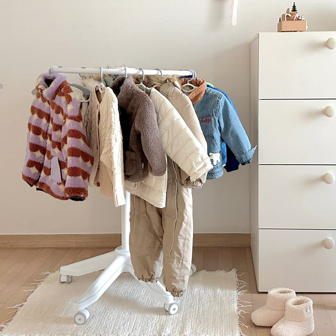 뉴코코맘 이동식 원형옷걸이 행거, 화이트