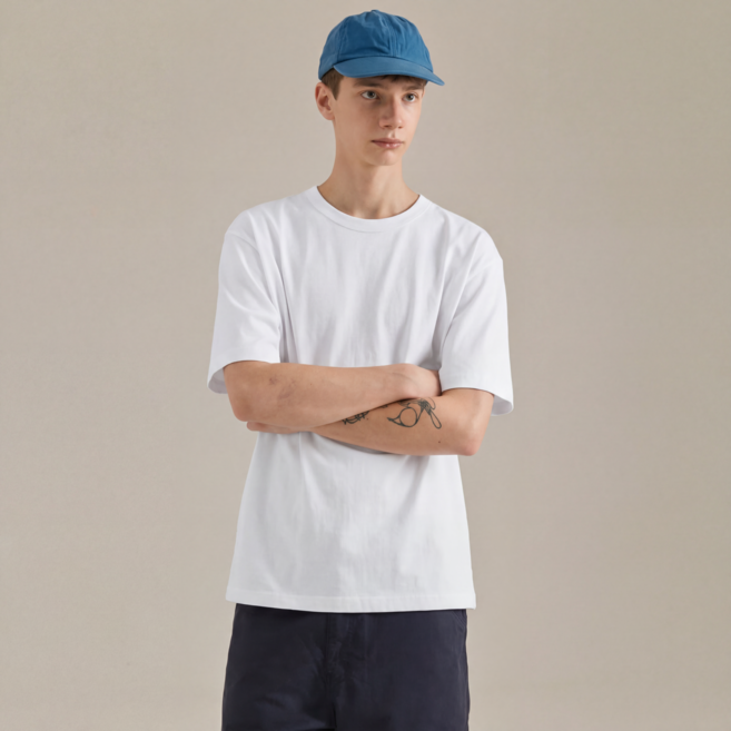 베이직하우스 남녀공용 면 16수 릴렉스핏 통기성 반팔 티셔츠 LATS0109