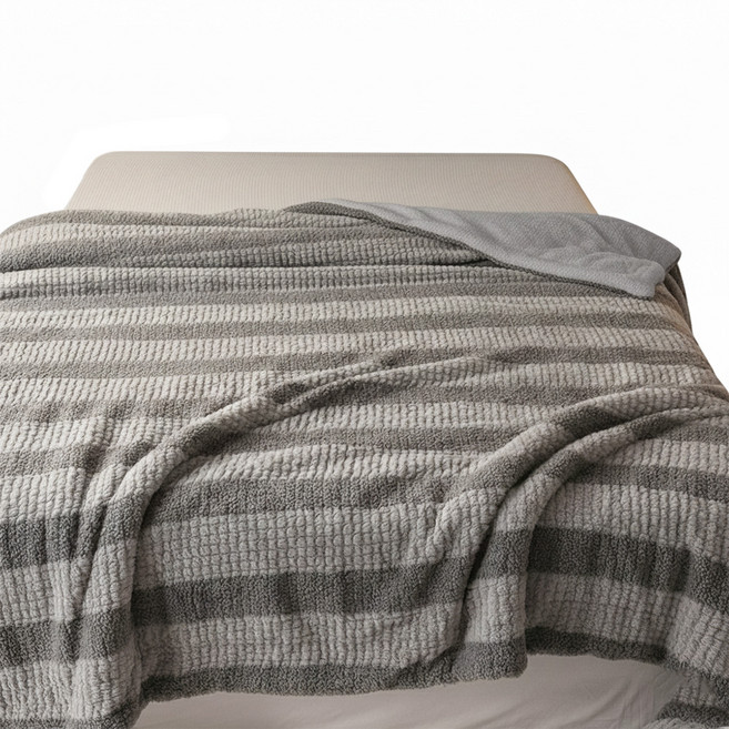 FAmILyLIFE 生活 輕奢極柔安哥拉兔絨和羊羔絨雙面複合特重保暖被毯 FL-305-3 1650g