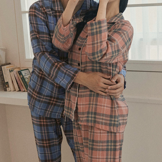 핑크존 커플용 선염 딥 체크 카라 파자마 세트