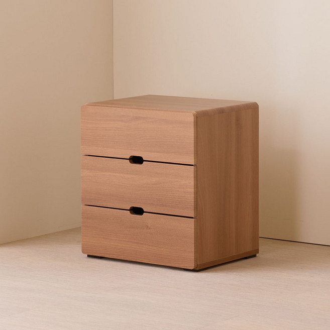 제이디퍼니처 로미 3단 협탁 서랍장, 아카시아