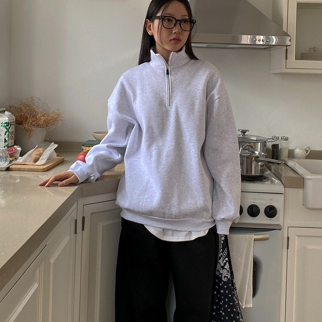 시크블랙 스르고 반집업 기모 오버핏 맨투맨 cpt15862k49