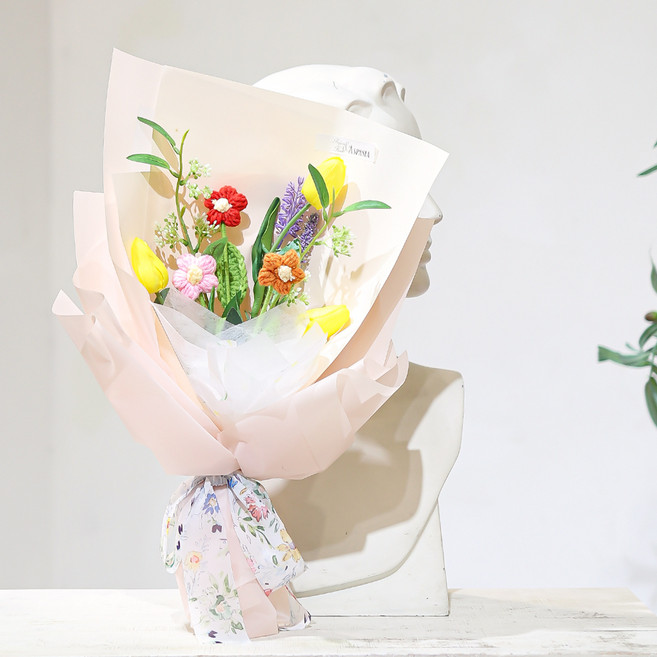 ASPASIA Alice 三朵鬱金香雛菊針織花混合花束+提袋, 黃色, 1個
