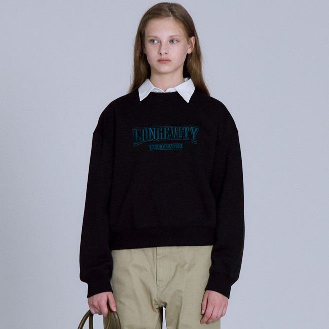 베이직하우스 여성용 크롭 자수 맨투맨 LYTS7201