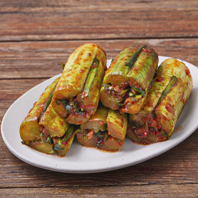 모산김치 갓담근 아삭 오이소박이, 700g, 1개