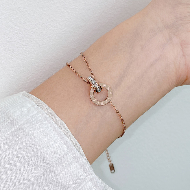 젤루나 여성용 티타늄 로마 숫자 큐빅 플랫 더블 레이어드 얇은 체인 팔찌 D-50