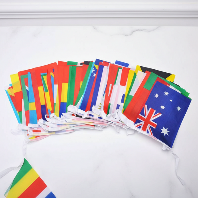 마켓피아 만국기 장식 깃발 50국 가랜드 13m 국기(14 x 21 cm), 랜덤발송, 1개