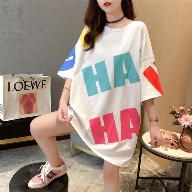 QUEEN & JOY 女款哈哈哈寬鬆版七分袖T恤