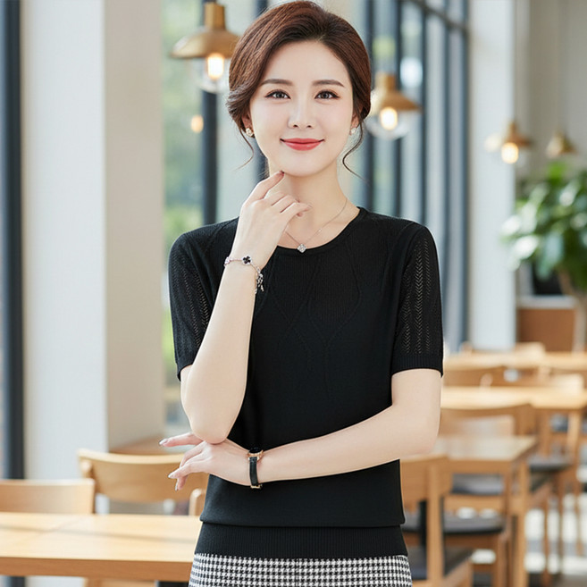 인피어스 여성용 유니크 라인 중년 반팔 니트 I263-0140