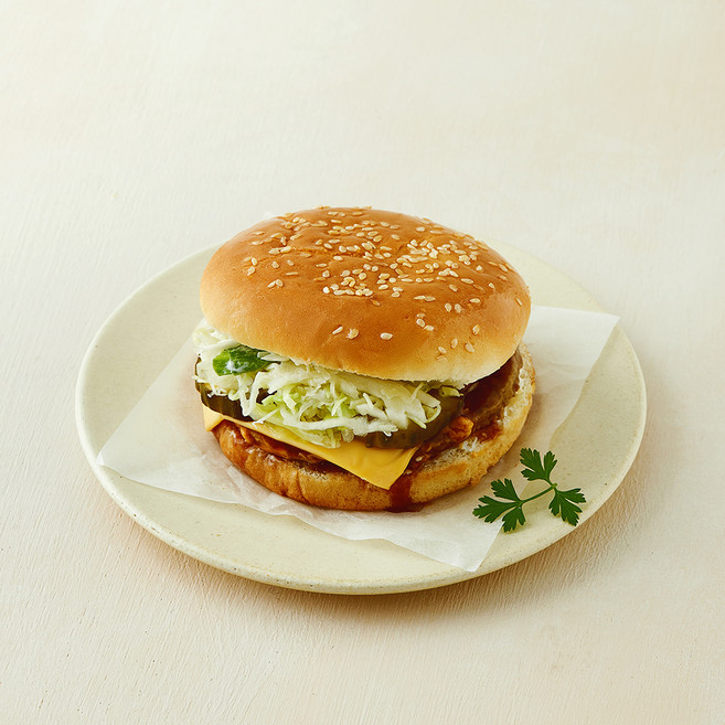 프레시오늘 신선냉장 우리야채 치즈듬뿍 수제 치즈버거, 160g, 1개