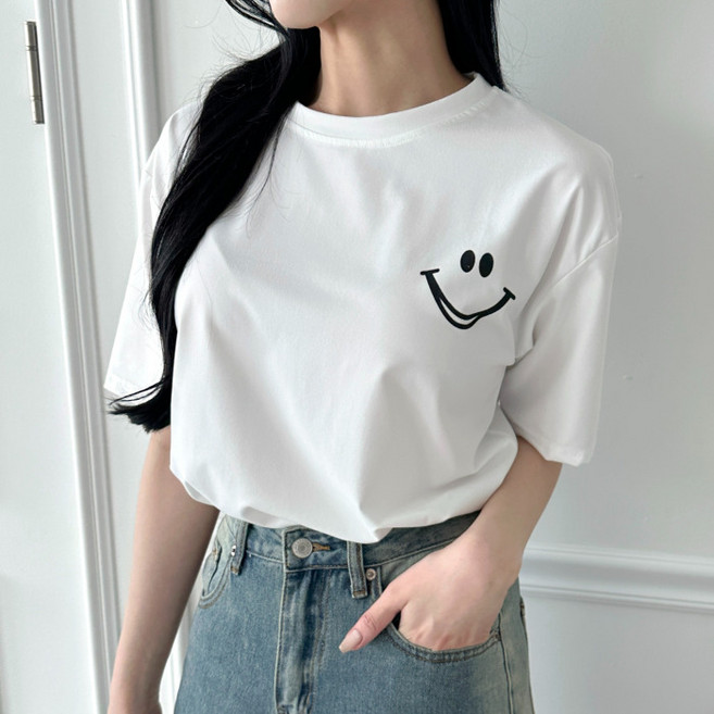 라라온 여성용 라운드넥 캐주얼 스마일 반팔 티셔츠 TSP2436