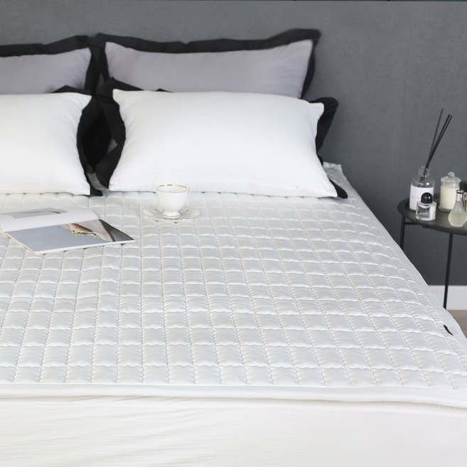 달콤한하루 델루나 호텔식 침대패드, 화이트