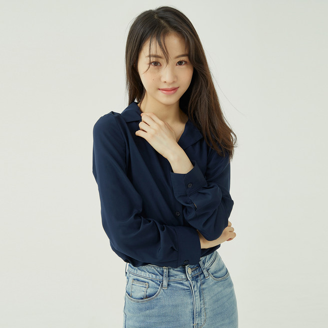 로엠 메르시 블라우스 오픈카라형